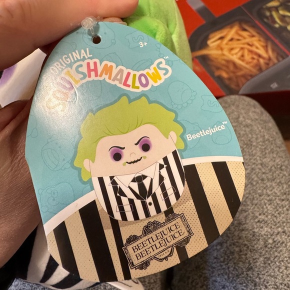 Squishmellow Beetle 🪲 Juice 🧃 Plush Toy with Green Hair - Picture 4 of 4